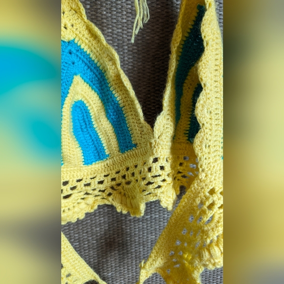 Crochet Bikini top - Picture 6 of 7